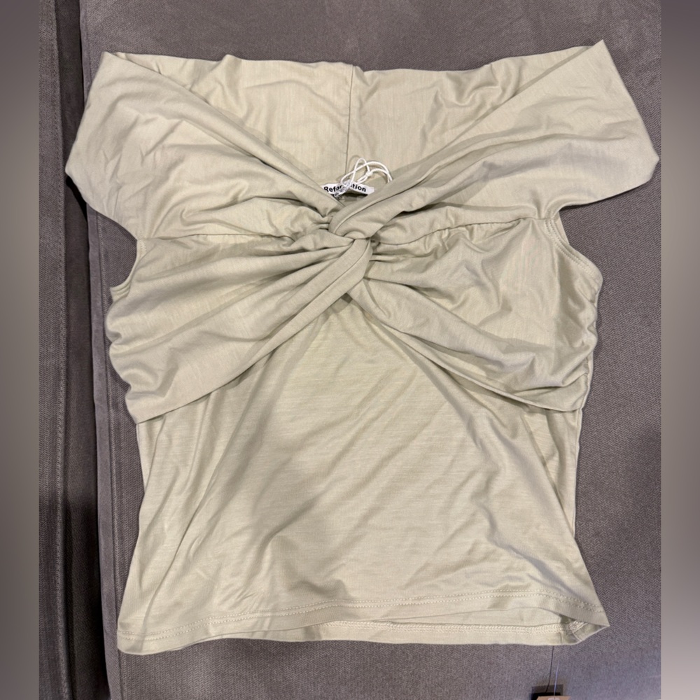 Reformation Ezlynn Knit Top in light sage/green color (Size Large)